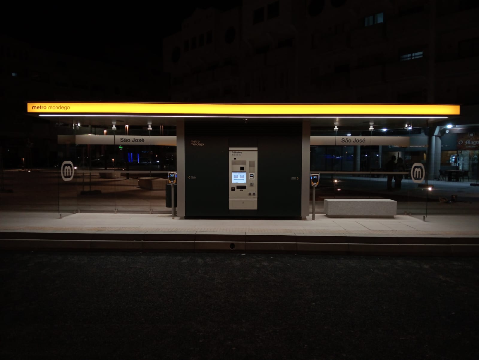 Abrigos Metrobus do Mondego
